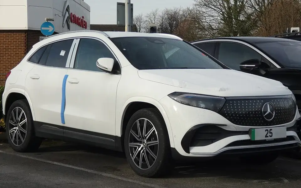 Mercedes-Benz EQA